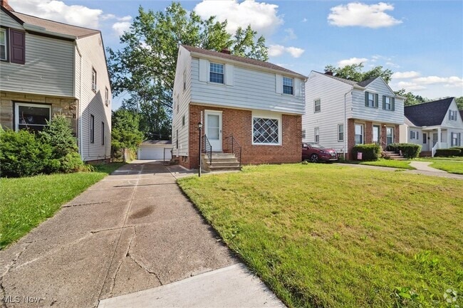 Building Photo - 13511 Thraves Rd Rental