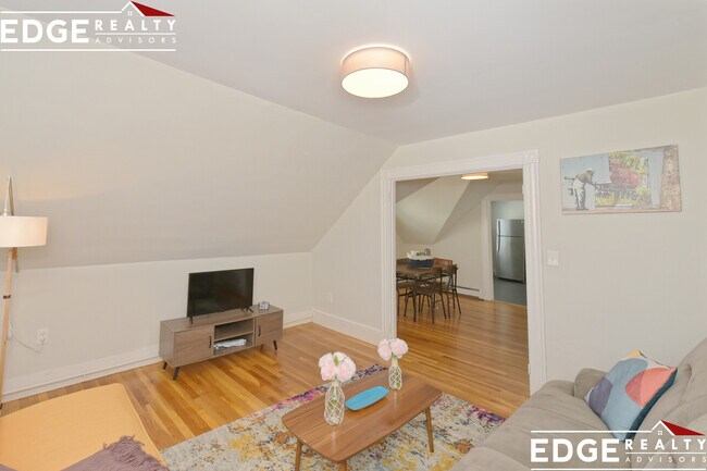 Photo - 16 Lexington St Unit 3