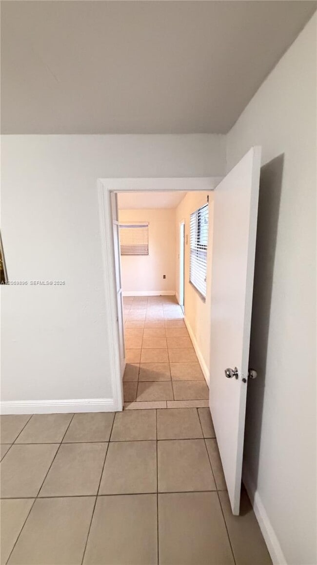 Photo - 13800 Harrison St Unidad 0