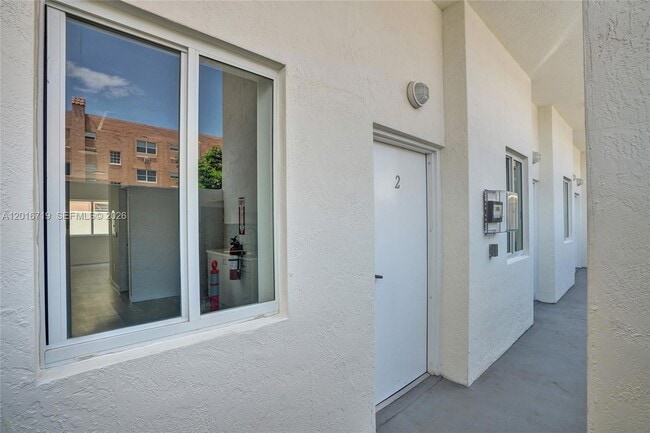 Photo - 1567 NW 1st St