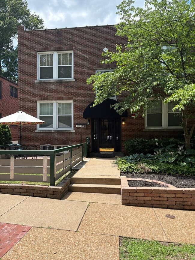 Building Photo - 905 Concordia Ln Unit 2S