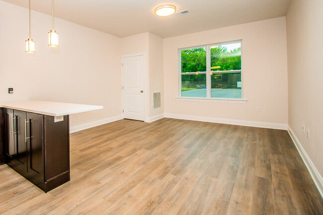 Taylor Court Apartments