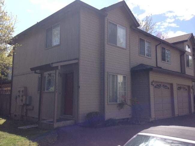 Photo - 1747 Siskiyou Blvd Unit 1