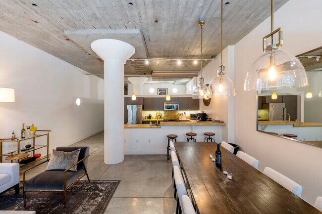 Photo - 300 Beale St Unit 304