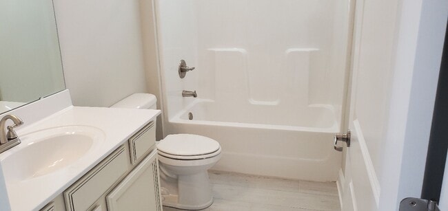Photo - 3 bedroom, 2 bath condo at Queens Harbour Unit 401