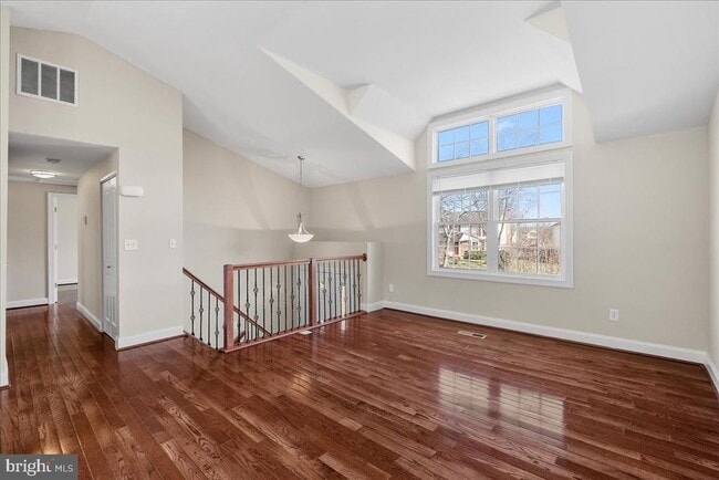 Photo - 507 Lindsay Ct