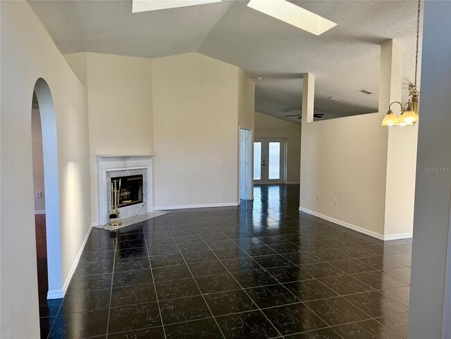 Photo - 809 Brightview Dr