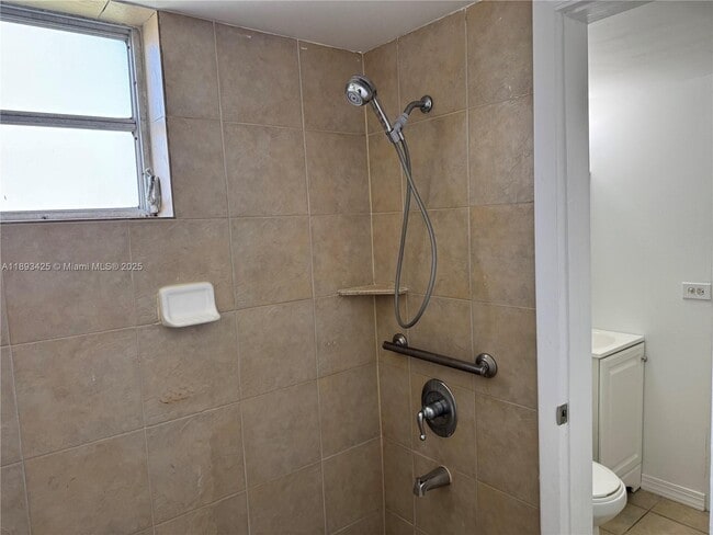 Photo - 8990 SW 24th St Unidad 11