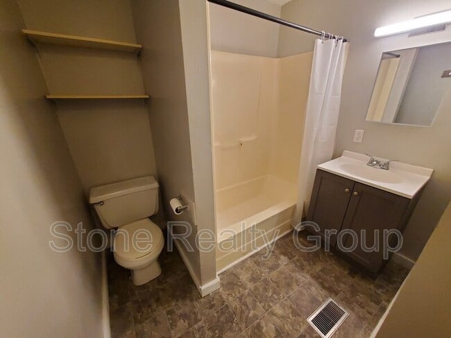 Photo - 418 S 7th St Unidad C