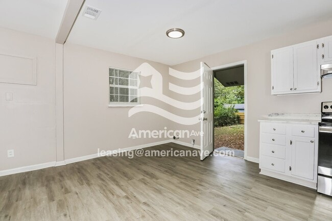 Photo - 7212 Knollwood Rd