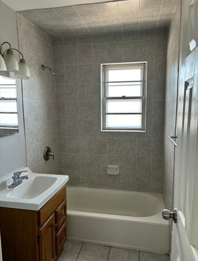 10 Summit Ave Unit 2