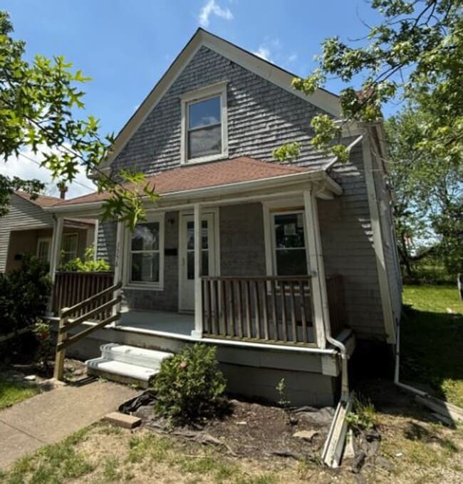 Section 8 Accepted! Spacious Newly Renovat... - Section 8 Accepted! Spacious Newly Renovat... House