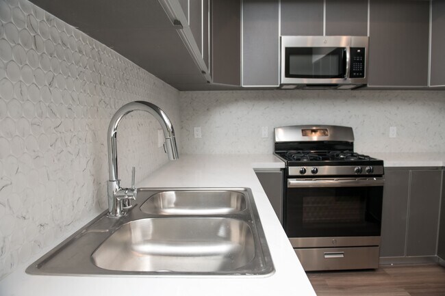 Photo - Dunn Station by Wiseman