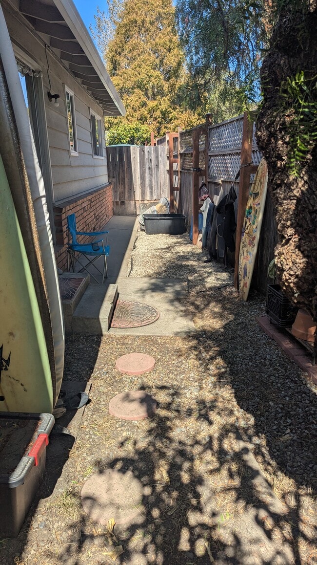 1047 Brommer St Unidad 1047C
