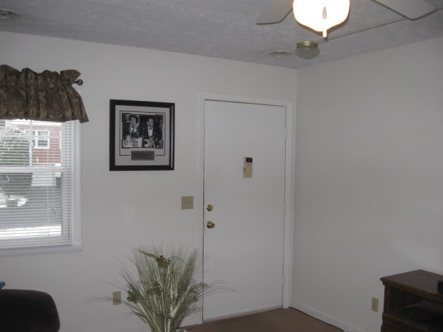 Photo - 326D Cortland St