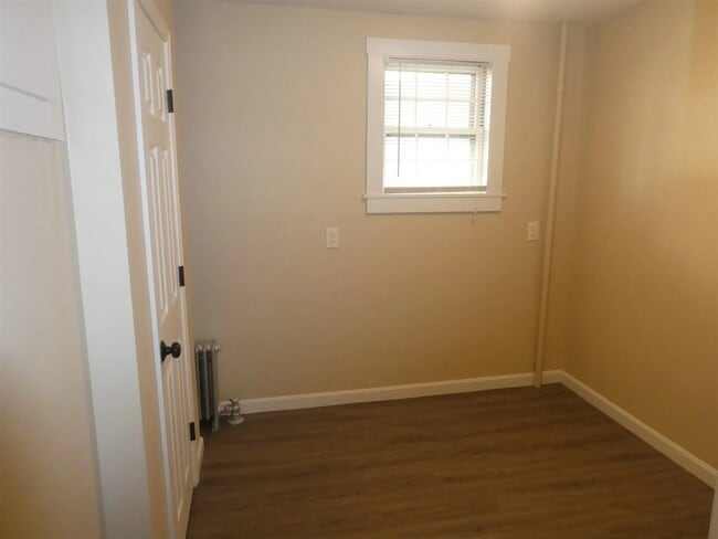 Bedroom 1/office - 717 Pine St Unit A