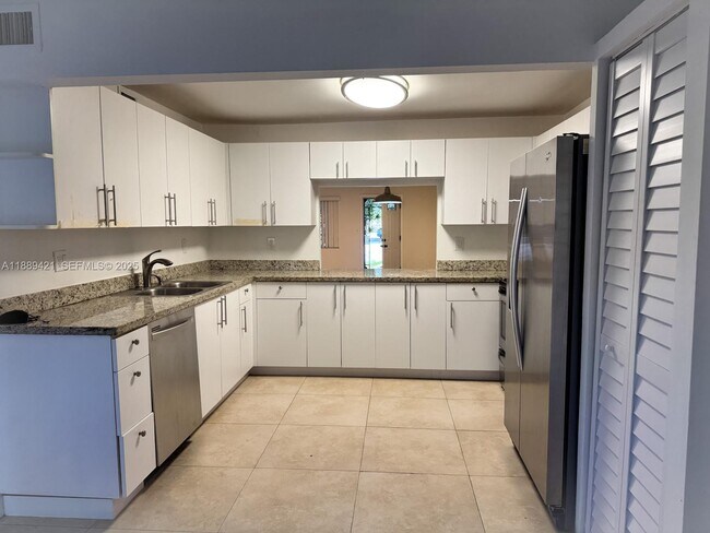 Photo - 1925 Sans Souci Blvd