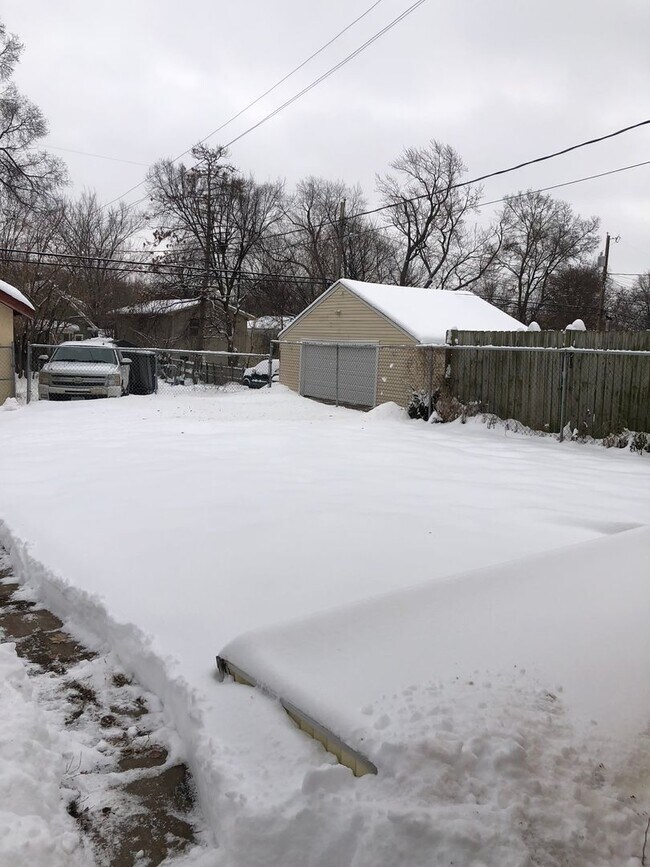 Photo - Single house for rent (under Renovation )this house will be ready December 1 2025 just in time fo...