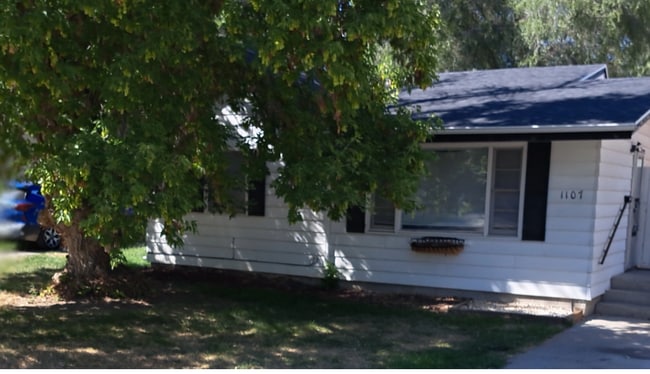Building Photo - 1107 Howard Ave Rental