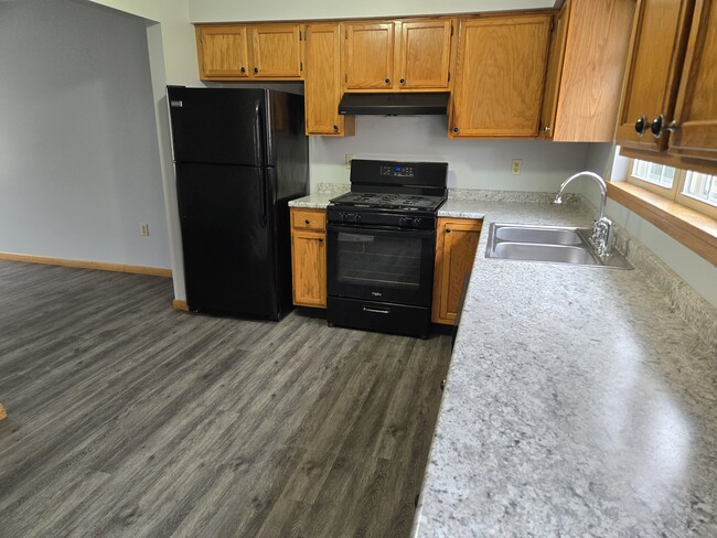 Photo - 3615 Stoughton Rd