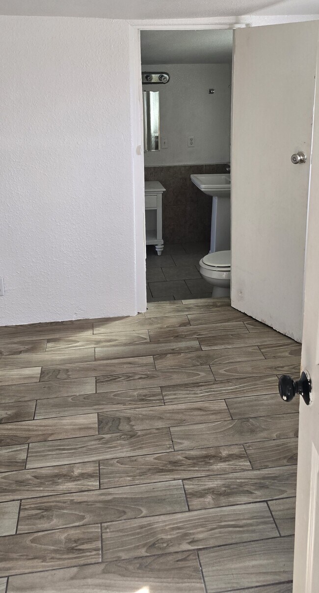 Photo - 315 W Palma St