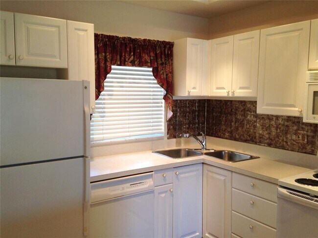Photo - 8340 Wingate Dr Condo Unit 1014