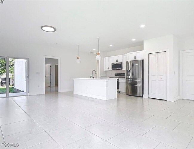 Photo - 829 Wabash St