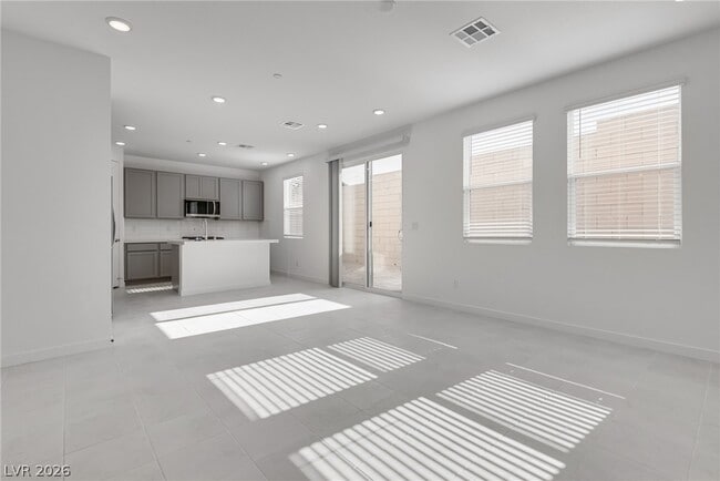 Photo - 10728 Rhinehill Ave Unidad 0