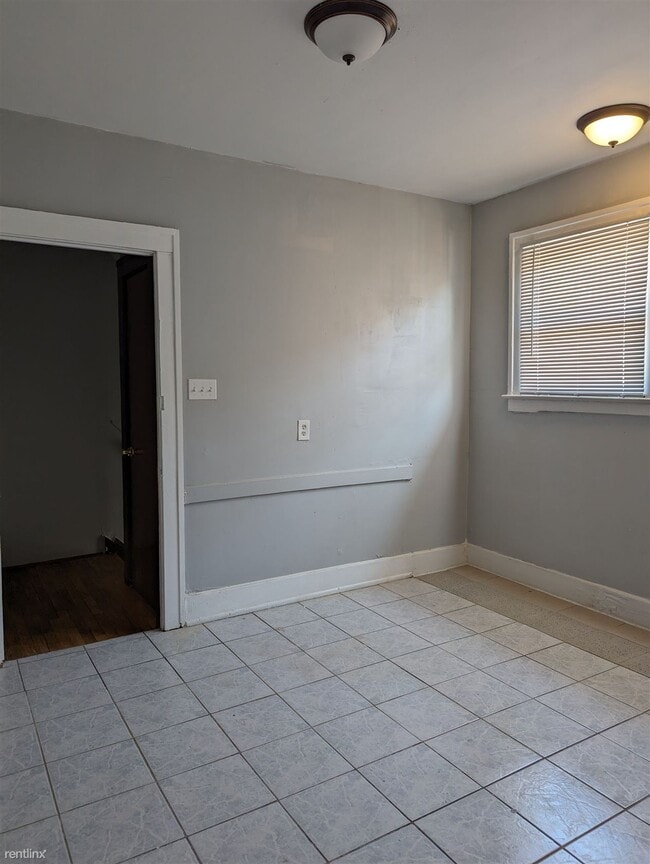 Photo - 5 br, 2 bath House - 1709 Central St