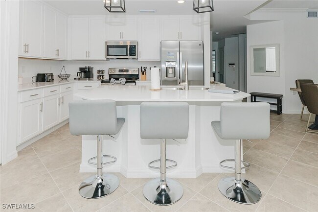 Photo - 6034 National Blvd Unidad 528