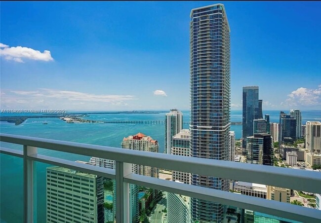 Photo - 950 Brickell Bay Dr Condo Unit 5305