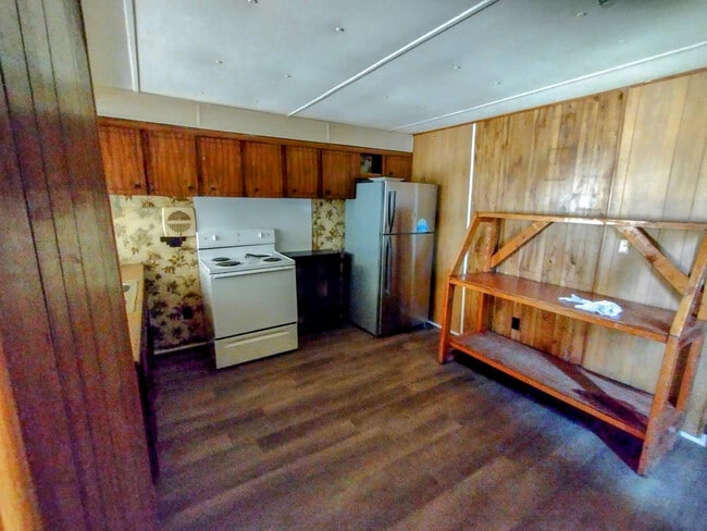 Photo - 115 Private Rd 3376G