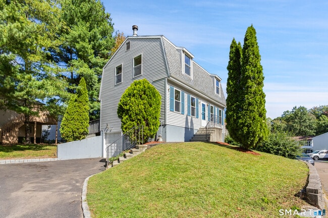 124 Branca Ct