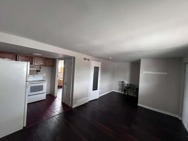 Photo - 3295 Sullivant Ave Unit N