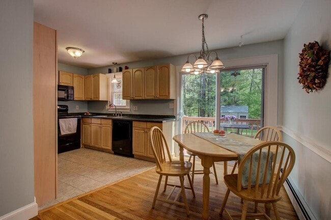 Photo - 99 Winnicutt Rd Unit 6