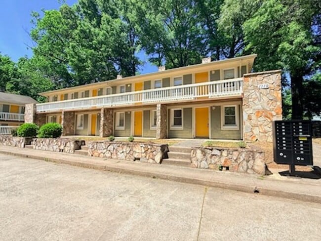 Building Photo - 1 Bedroom 1 Bathroom Available NOW in Durham! Unit 1119-1