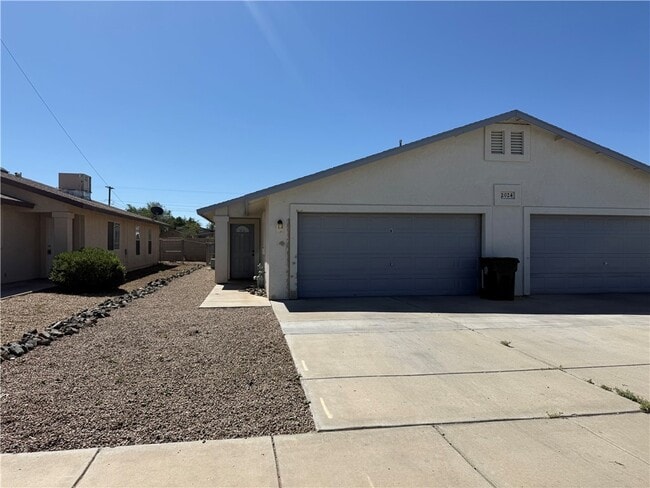 Building Photo - 2024 Gates Ave Rental