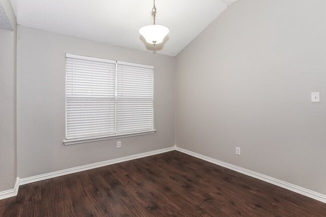 Photo - 8060 Cannonwood Dr