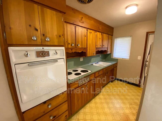 Photo - 1248 Woodland Ave