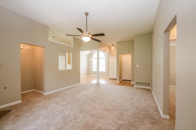 Photo - 8180 Cross Point Dr