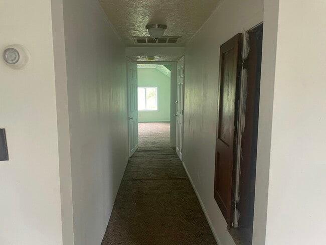 Photo - 124 Russell Ave