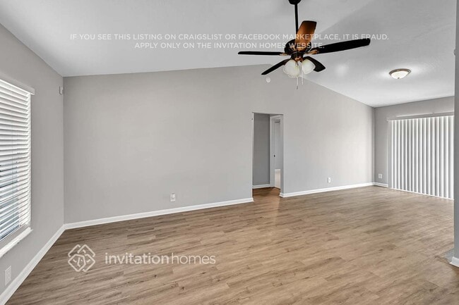 Photo - 1296 Woodcrest Rd S