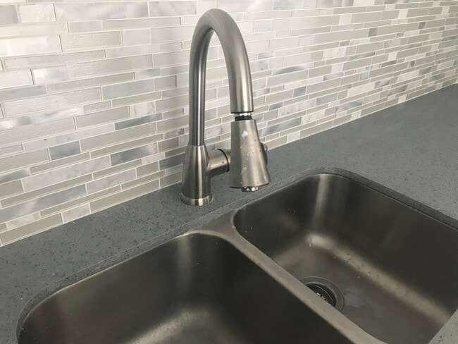 Photo - 18 Idaho Way