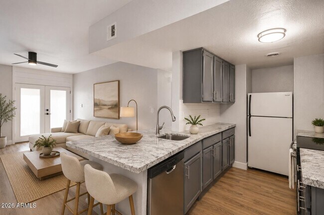 Photo - 3416 N 44th St Unidad 70