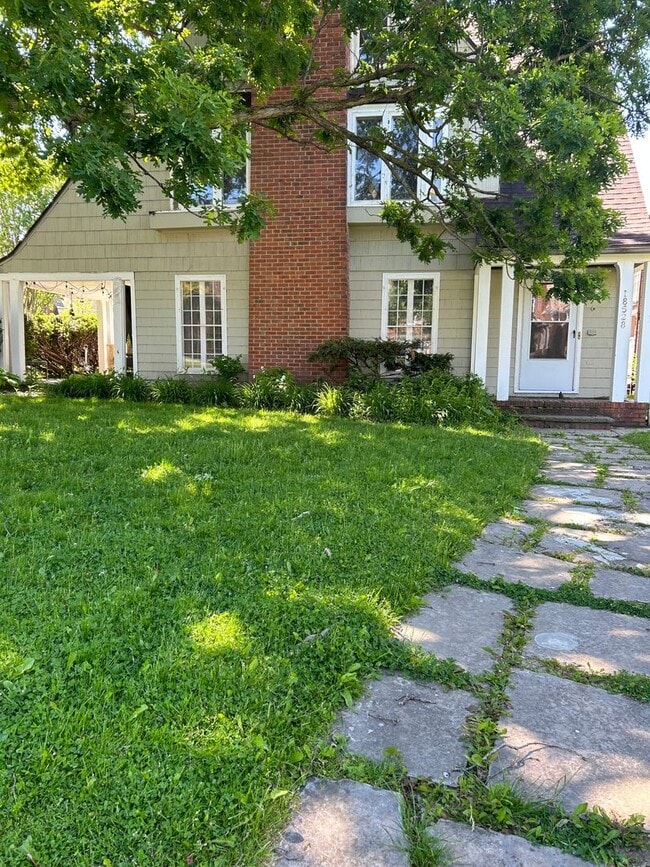 Building Photo - 3544 Winchell Rd Unit 18528 Newell Rd. UP Rental