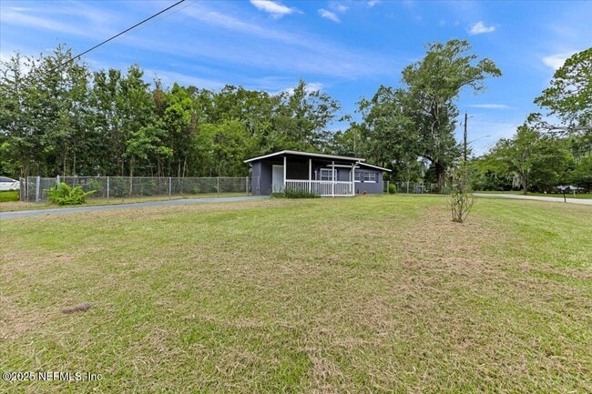 Photo - 6906 Bernay Ave