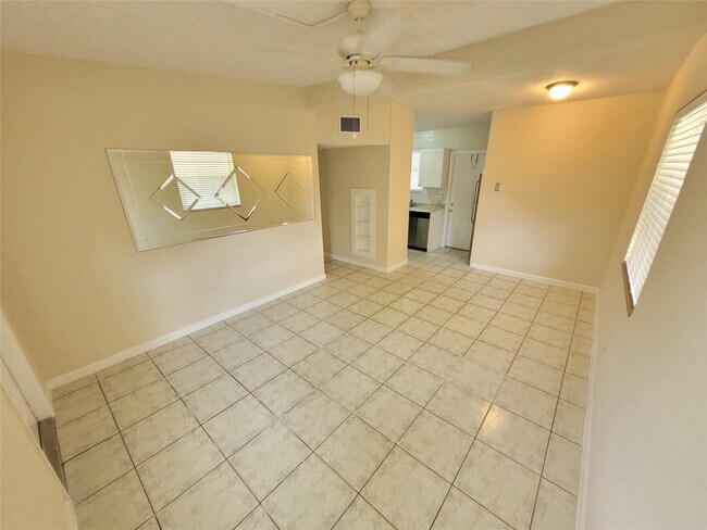 Photo - 4870 NE 16th Ave