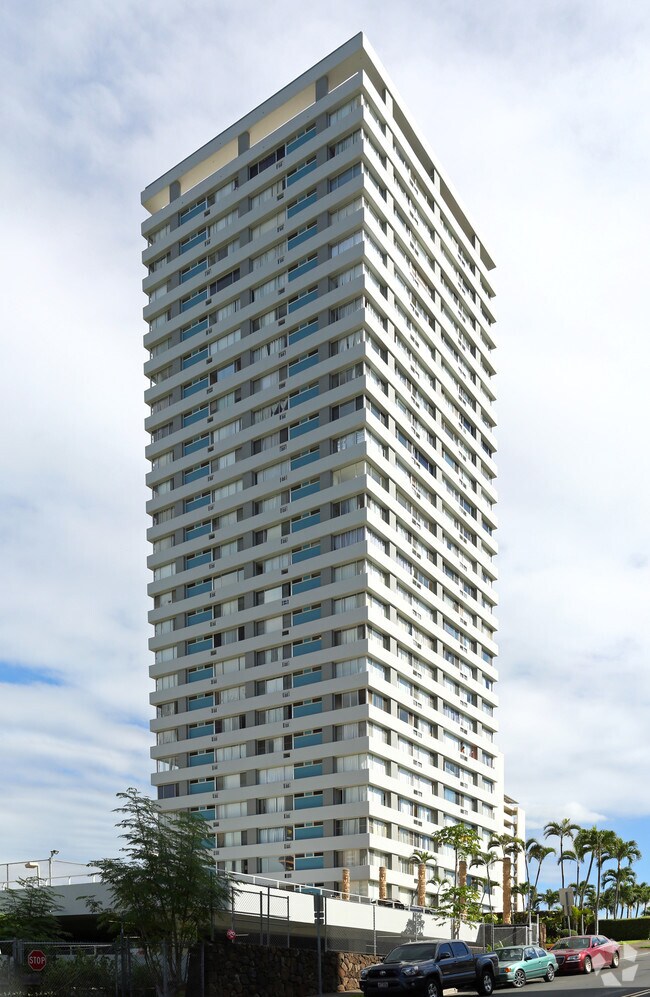 Photo - Five Regents