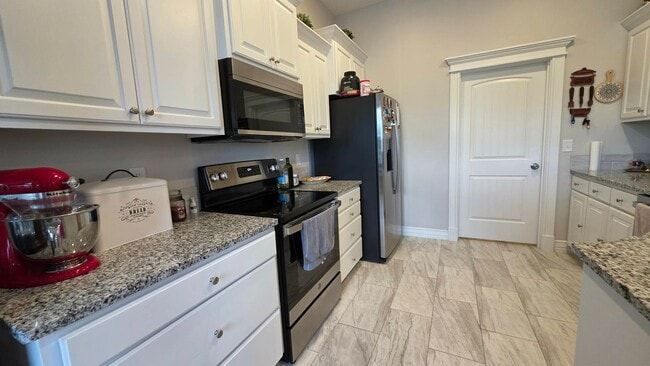 Photo - Charming 4 bedroom, 2 bath home COMING SOON!