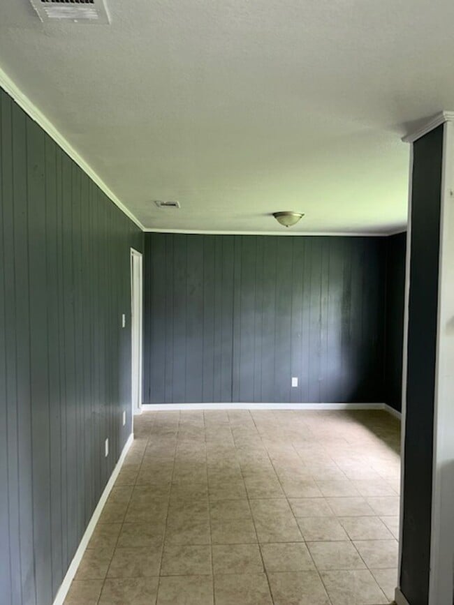 Photo - Moss Point 3 Bedroom